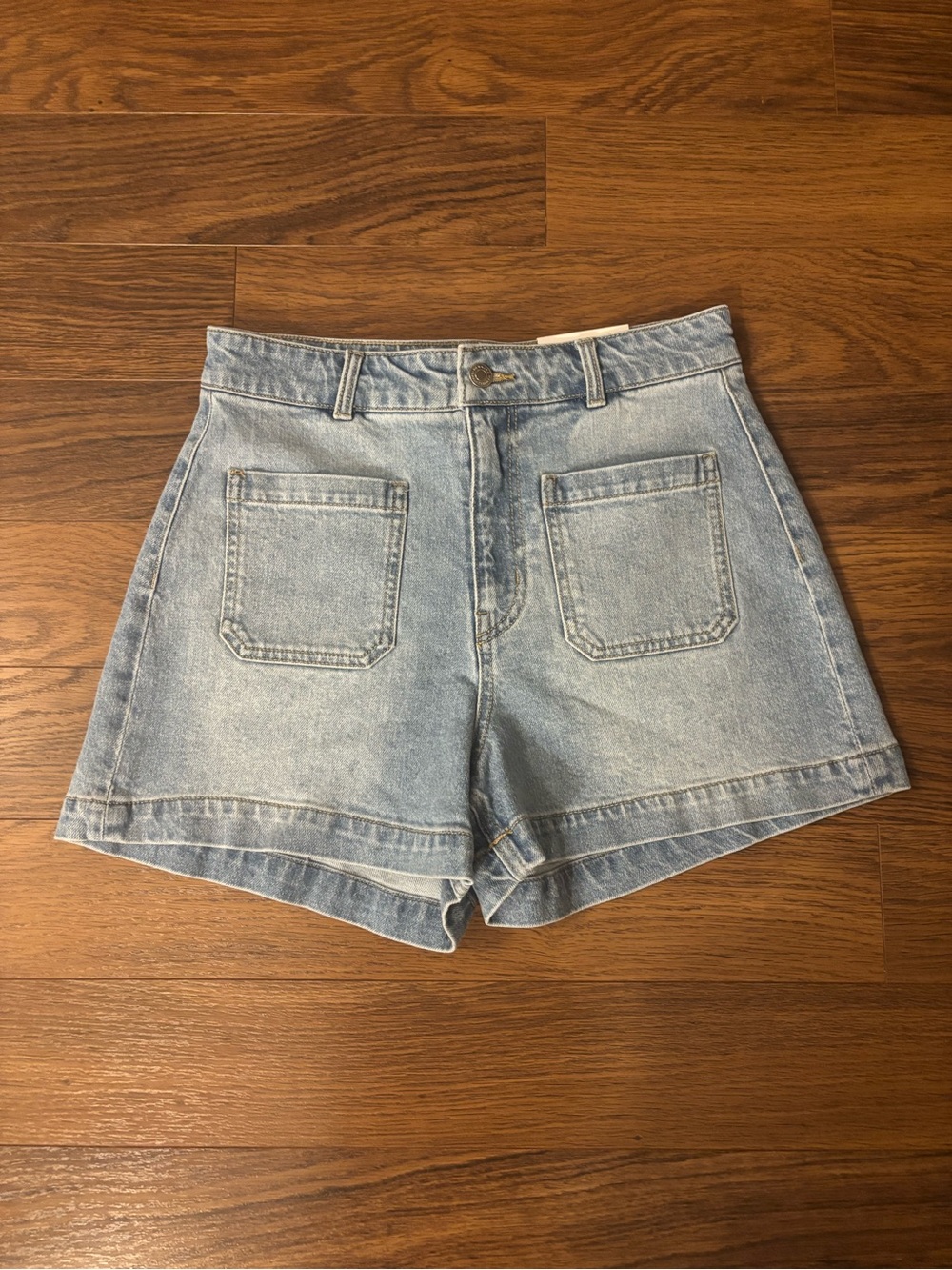 NWT H&M High-Waist Light Blue Denim Shorts